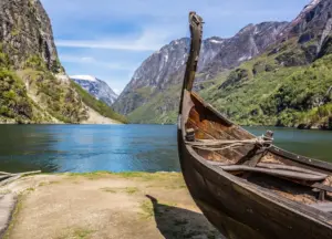 See mit Vikingerboot in Norwegen